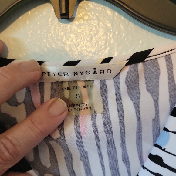 Peter Nygard Slouch Top Small petite blouse. - Picture 5 of 6